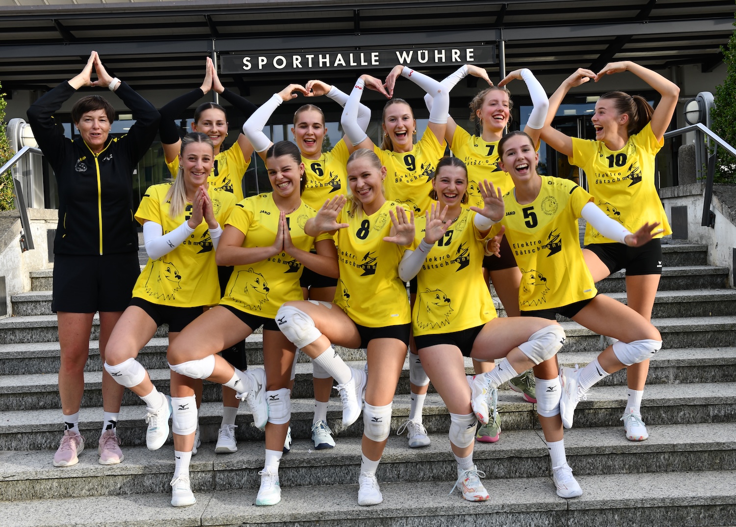 Damen U23-1 fun1 web
